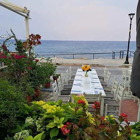 Gasthof Akrogiali 3*