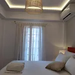 Affittacamere Akrogiali 3*
