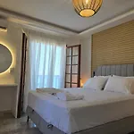 Affittacamere Akrogiali 3*