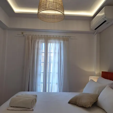 Affittacamere Akrogiali 3*